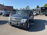 Mitsubishi Pajero 3.2 DI-D Intense - Mitsubishi Pajero Intense mit Diesel-Antrieb