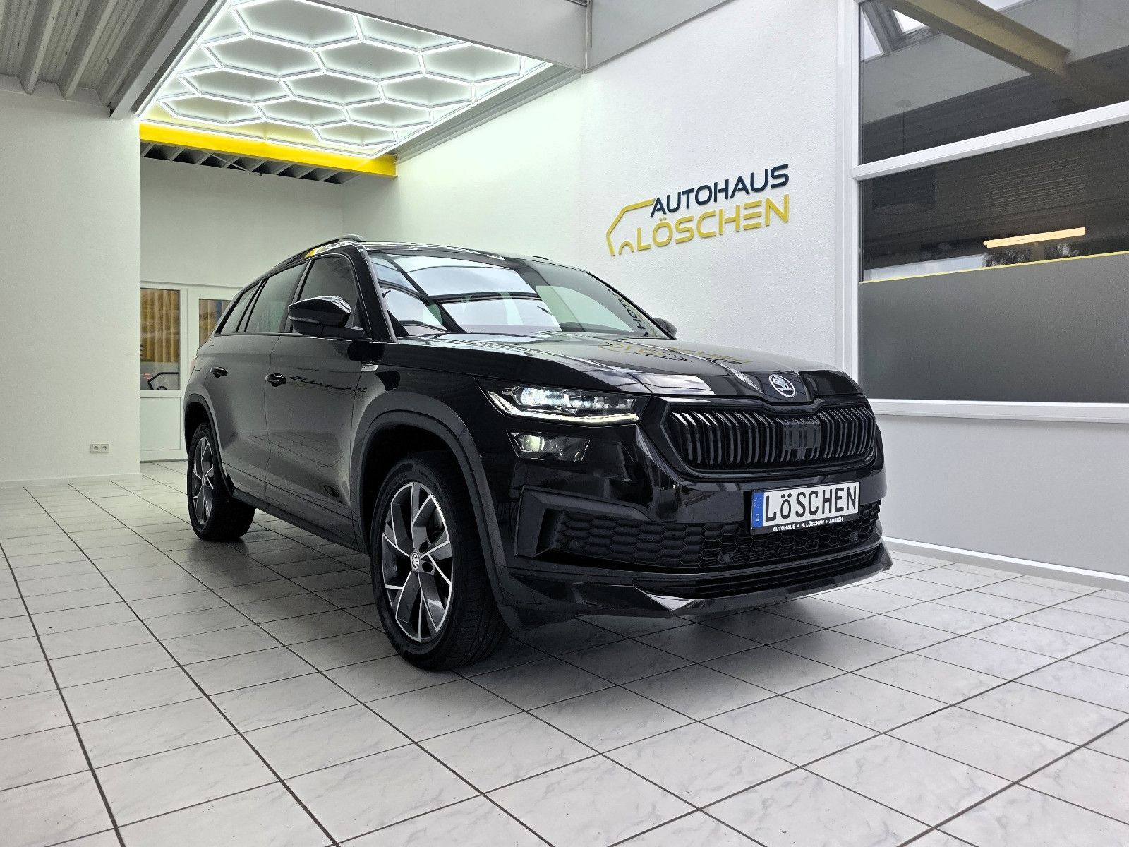 Skoda Kodiaq Sportline 4x4 7-Sitzer Businesspaket Navi