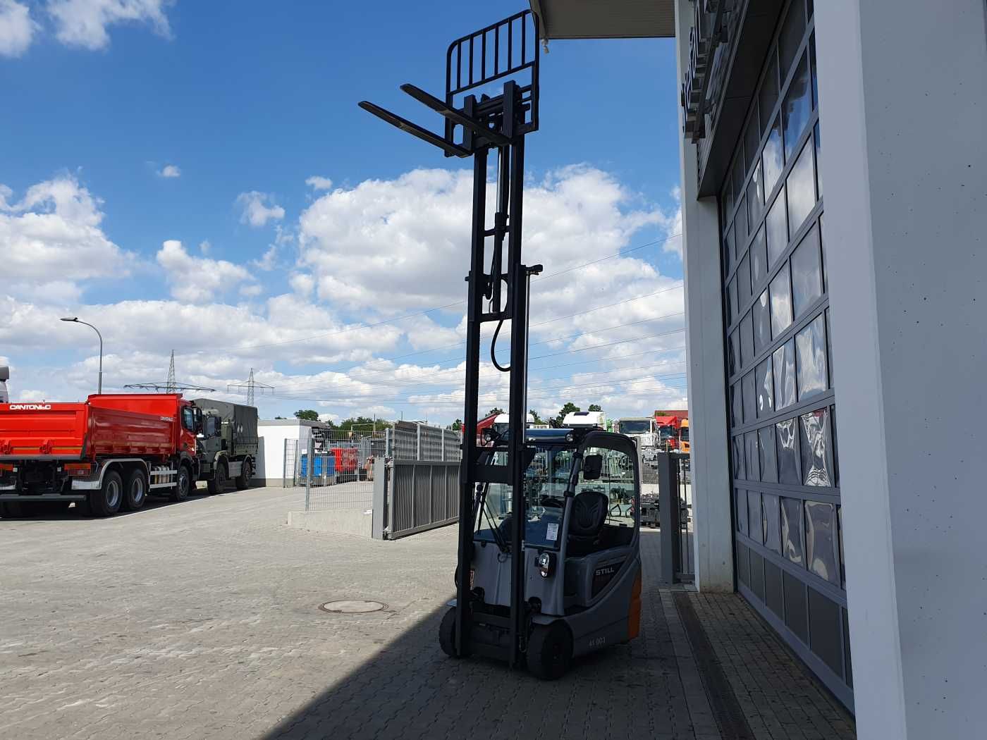 Fahrzeugabbildung Still RX20-14 / Triplex: 4.30m! / 2.013h / SS