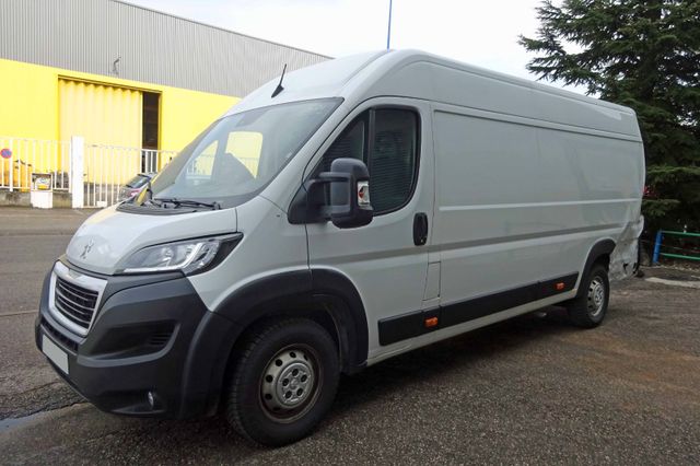 Peugeot Boxer 2,2 HDI 165