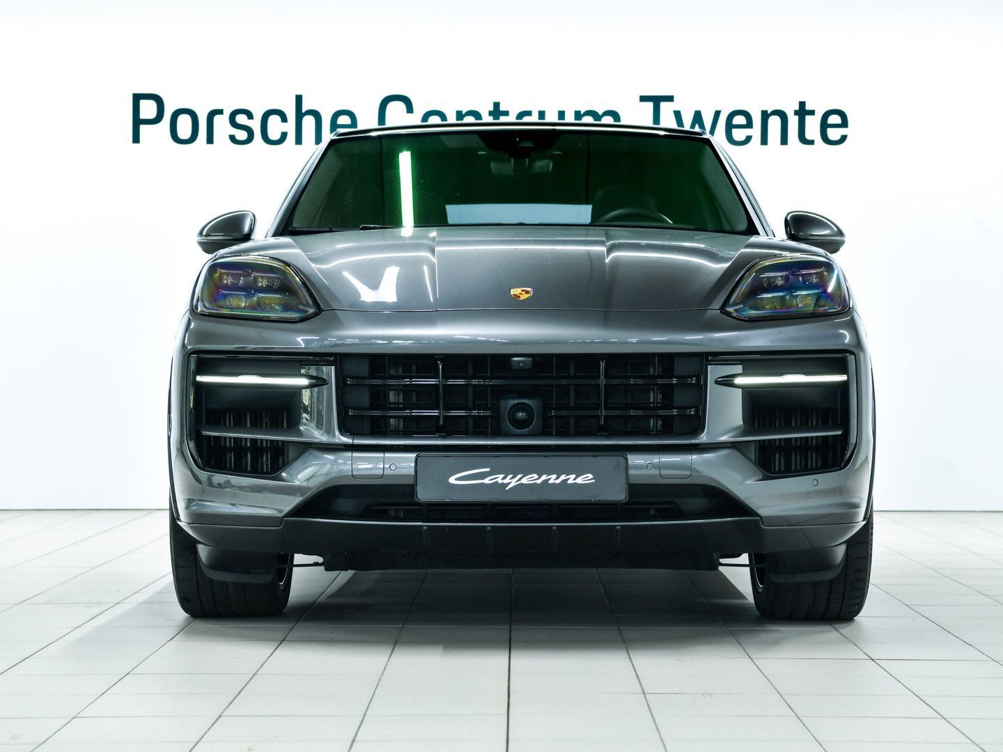 Porsche Cayenne E-Hybrid Coupé SportDesign imagem 2