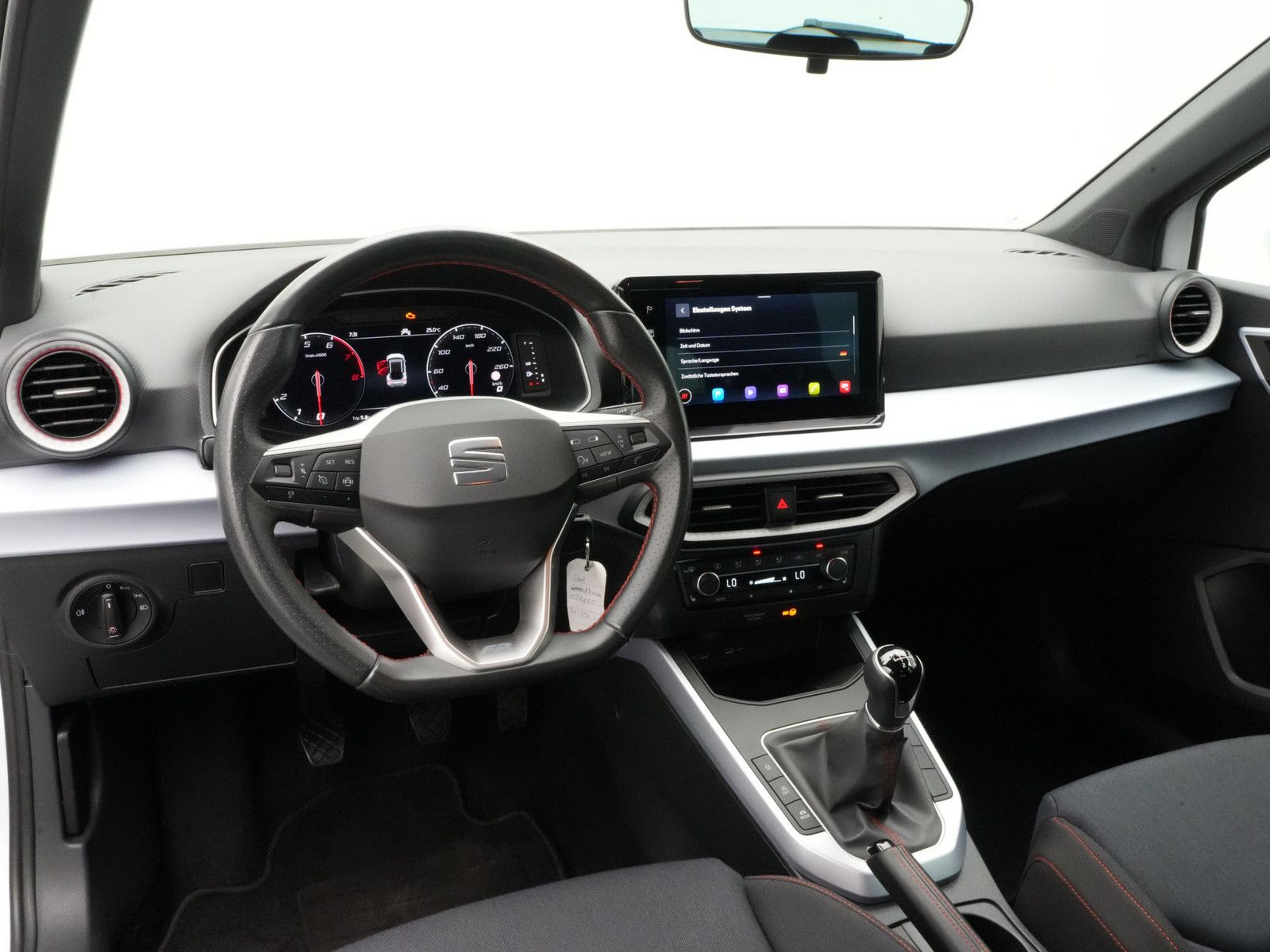 Seat Arona - Bild 4