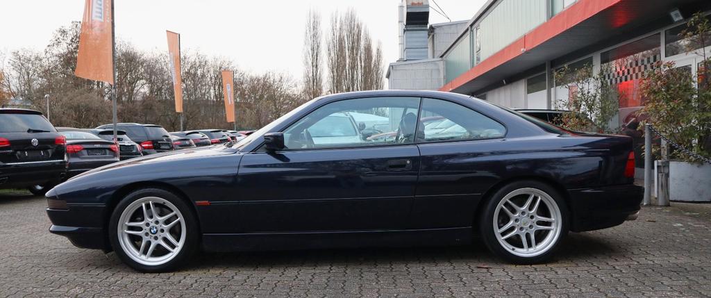 BMW 840