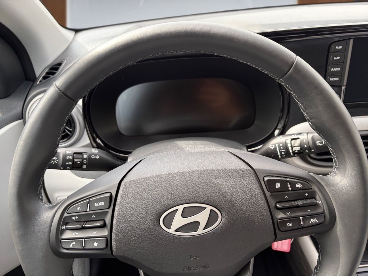 Fahrzeugabbildung Hyundai i10 PRIME SHZ*LHZ*NAVI*TOUCH*