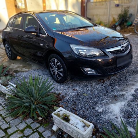 Opel Astra J Sport 2011.Festpreis!!!!