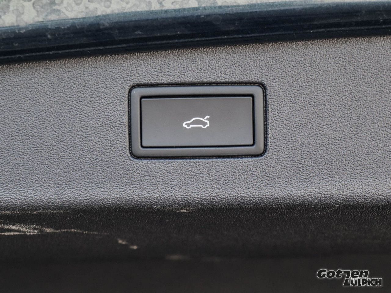 Fahrzeugabbildung Volkswagen Tiguan 1.5 eTSI 110 kW Goal IQ.LIGHT Navi AKK