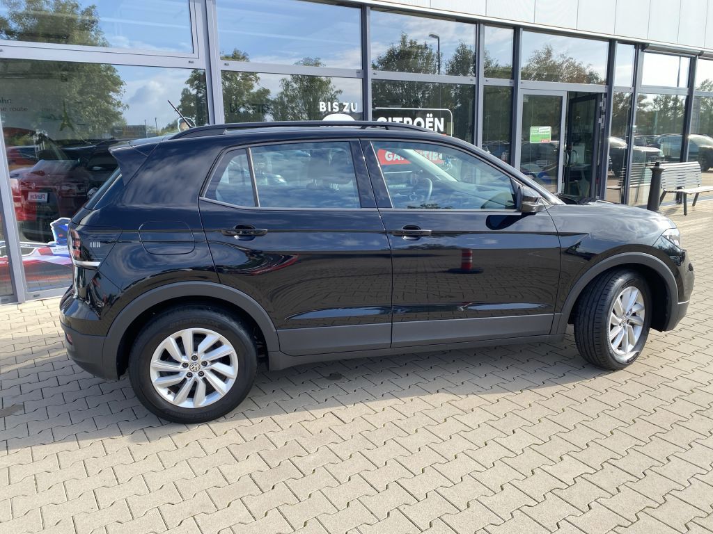 Fahrzeugabbildung Volkswagen T-Cross 1.0 TSI OPF Life *Sitzh. v*Lichtsensor*