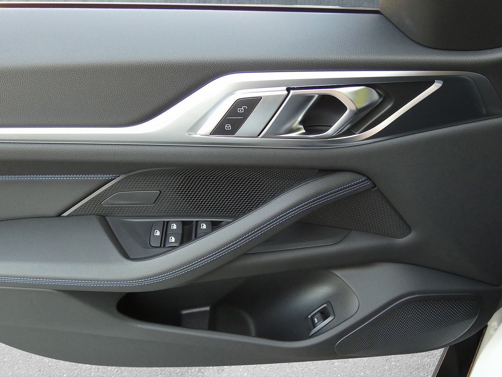 BMW i4 - Bild 11