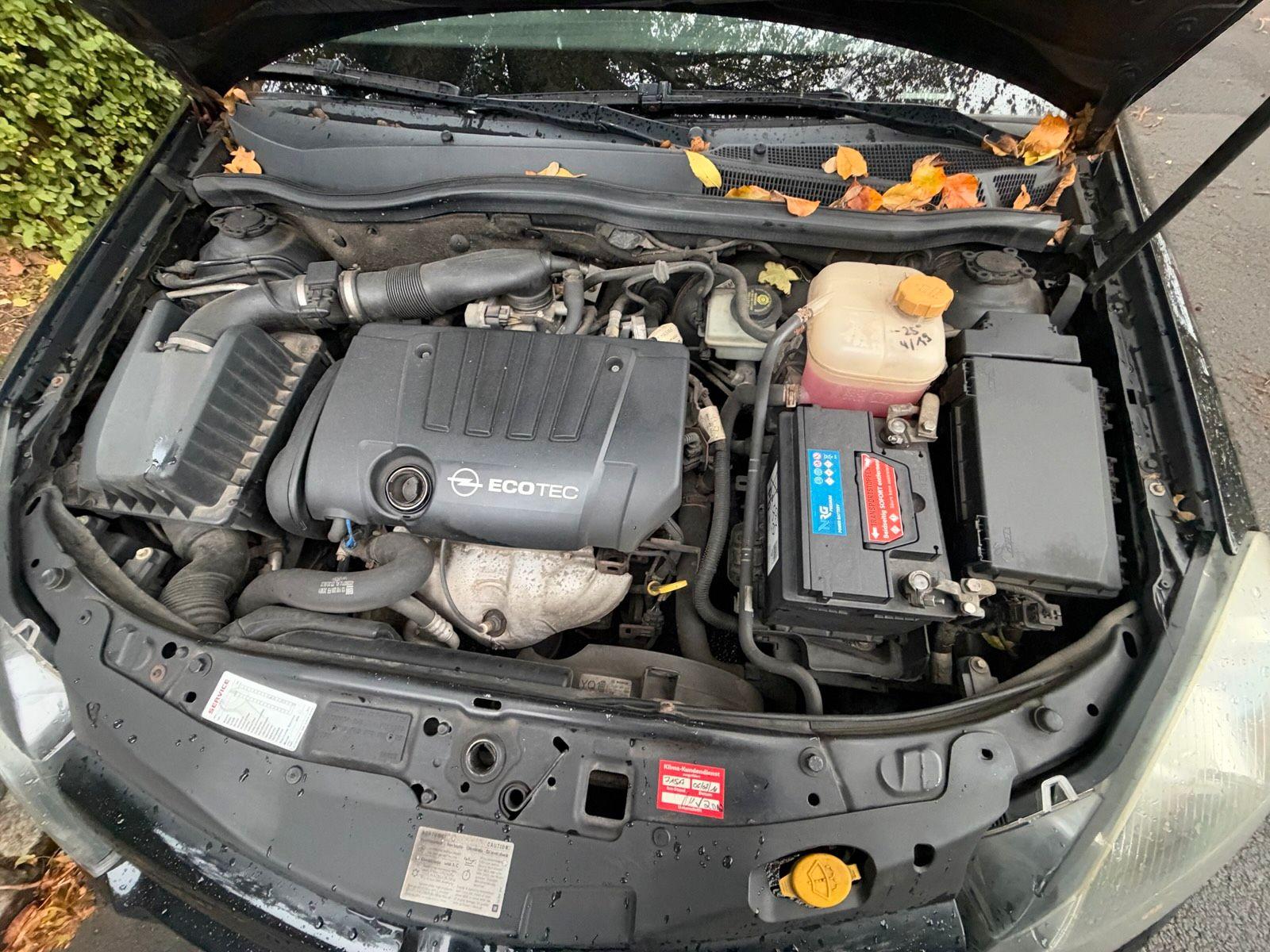 Opel Astra 2004 — photo 8