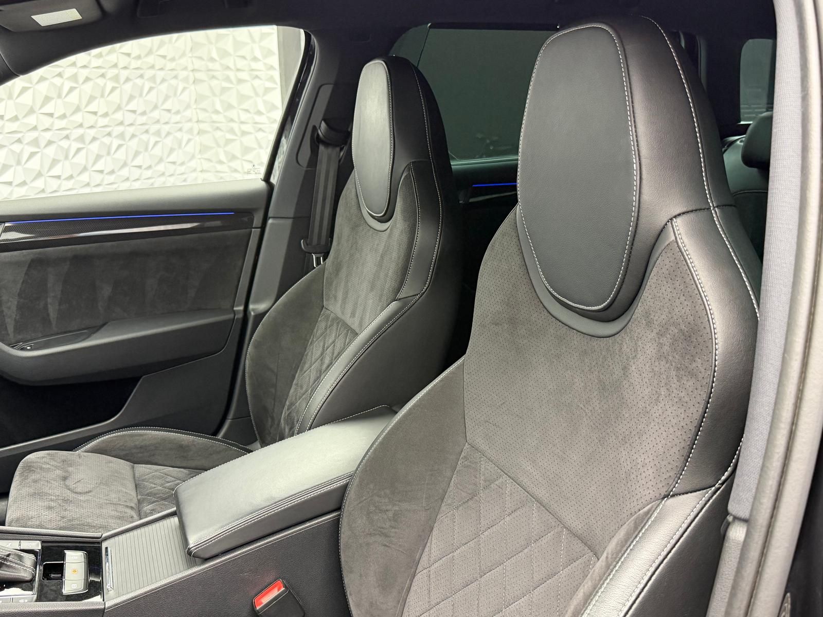 Fahrzeugabbildung SKODA 2.0 TDI 4x4 SPORTLINE/DSG/XDS/DCC/RCAM/AHK/MEMOR