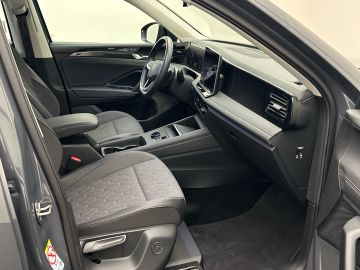 Volkswagen Tiguan - 10