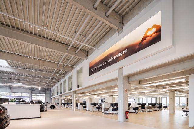 showroom-image-bottom
