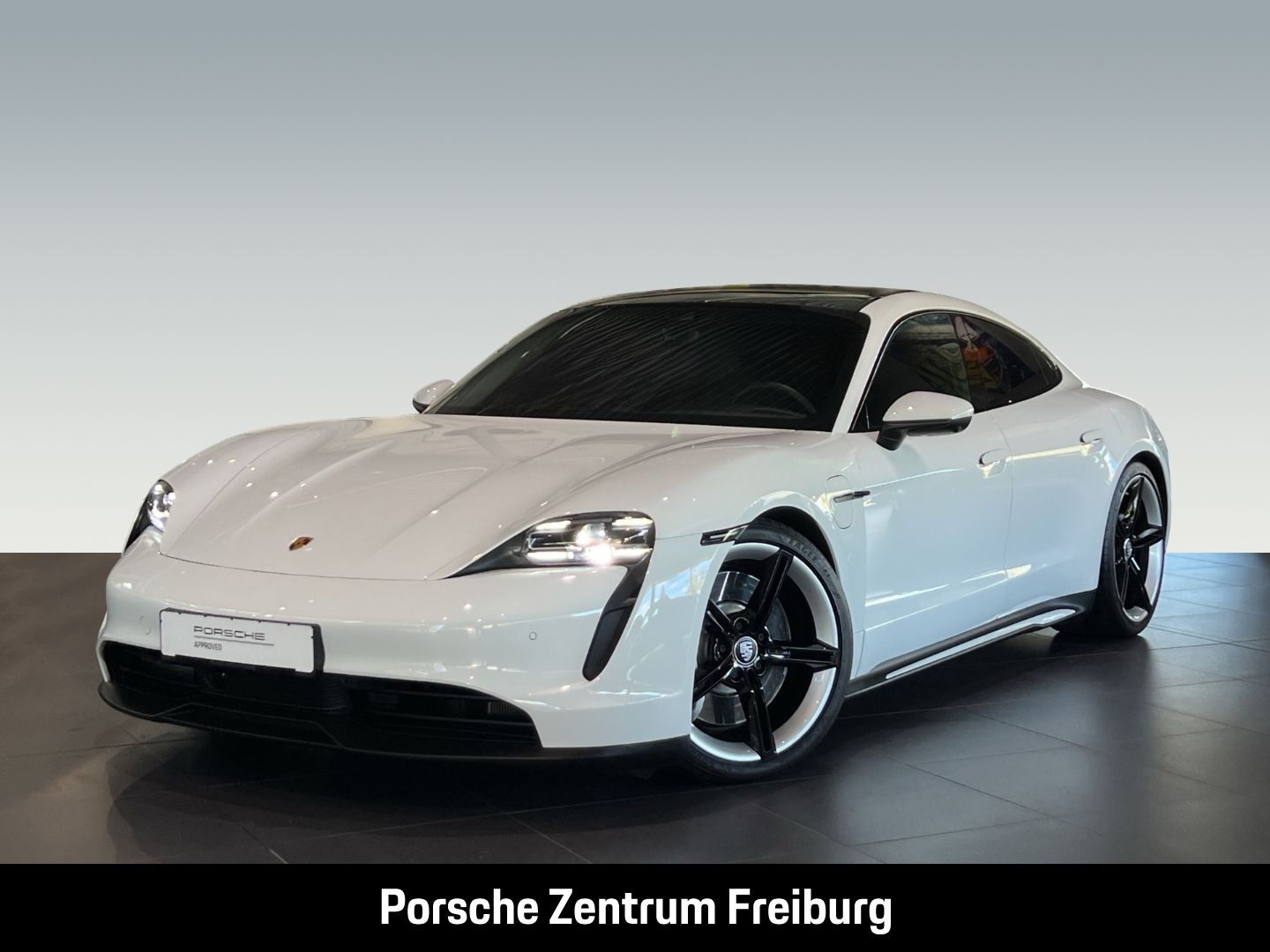 Porsche Taycan 4S Surround-View BOSE Abstandstempomat