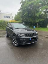 Jeep Grand Cherokee S - Jeep Grand Cherokee in Stuttgart