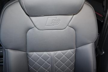 صورة مصغرة 27 لـ 2026 AUDI S8