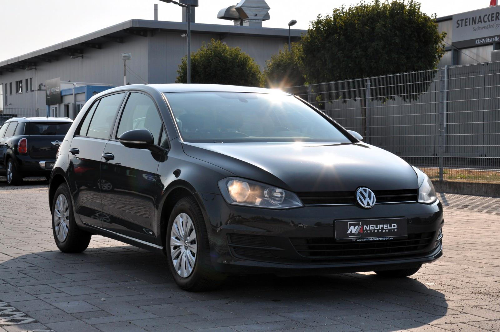 Volkswagen Golf VII Lim. Trendline BMT