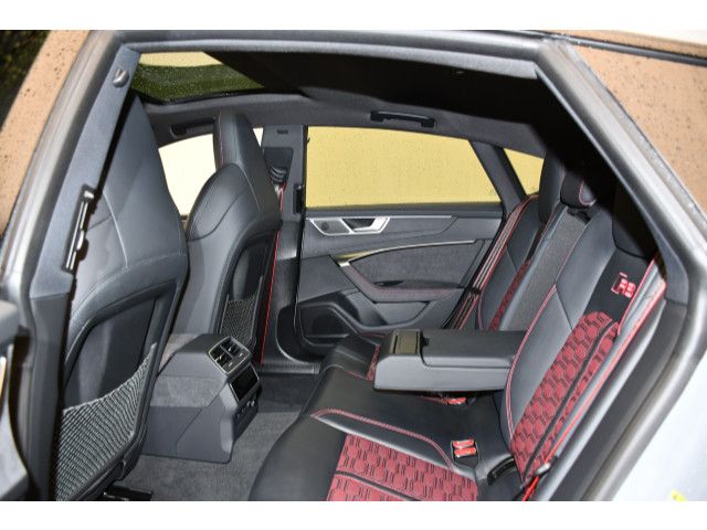 Audi RS7 - Bild 12