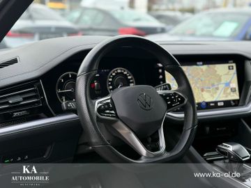Volkswagen Touareg - 11