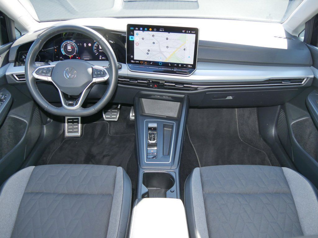 Volkswagen Golf VIII 2.0 TDI DSG Goal AHK ACC DigCockpit Ka foto 5