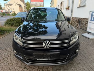 Volkswagen Tiguan - 2