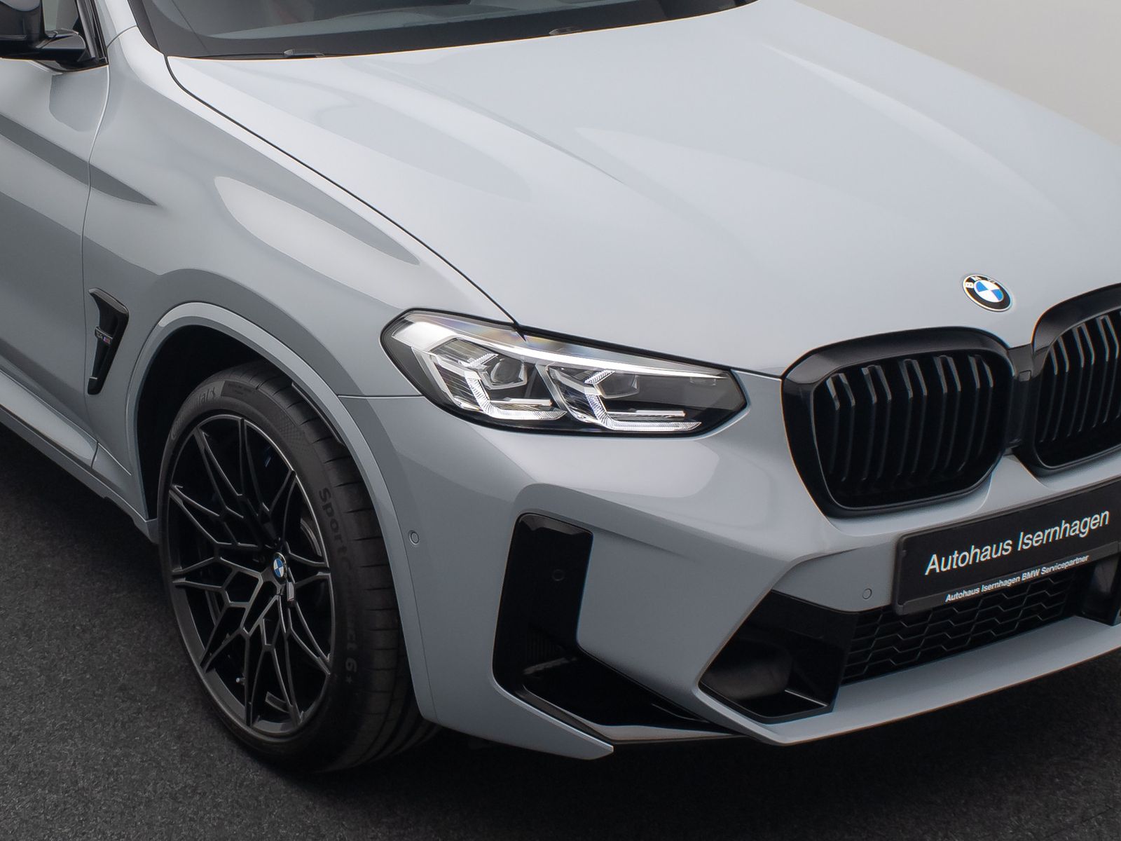 Fahrzeugabbildung BMW X4 M Competition HUD H/K DAB Komfort Alarm 21Zol