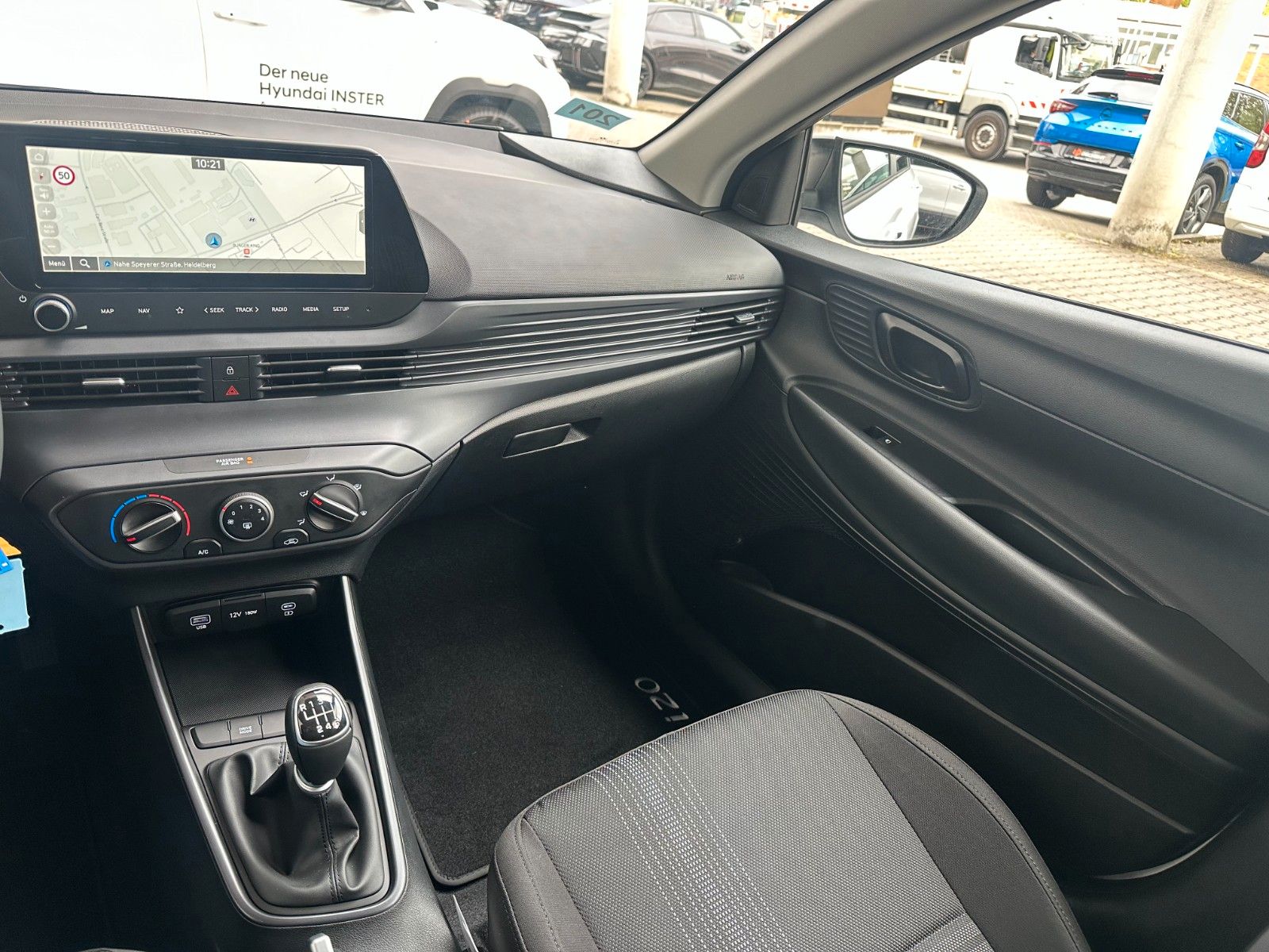 Fahrzeugabbildung Hyundai i20 Select 100PS Navi/PDC/kamera!
