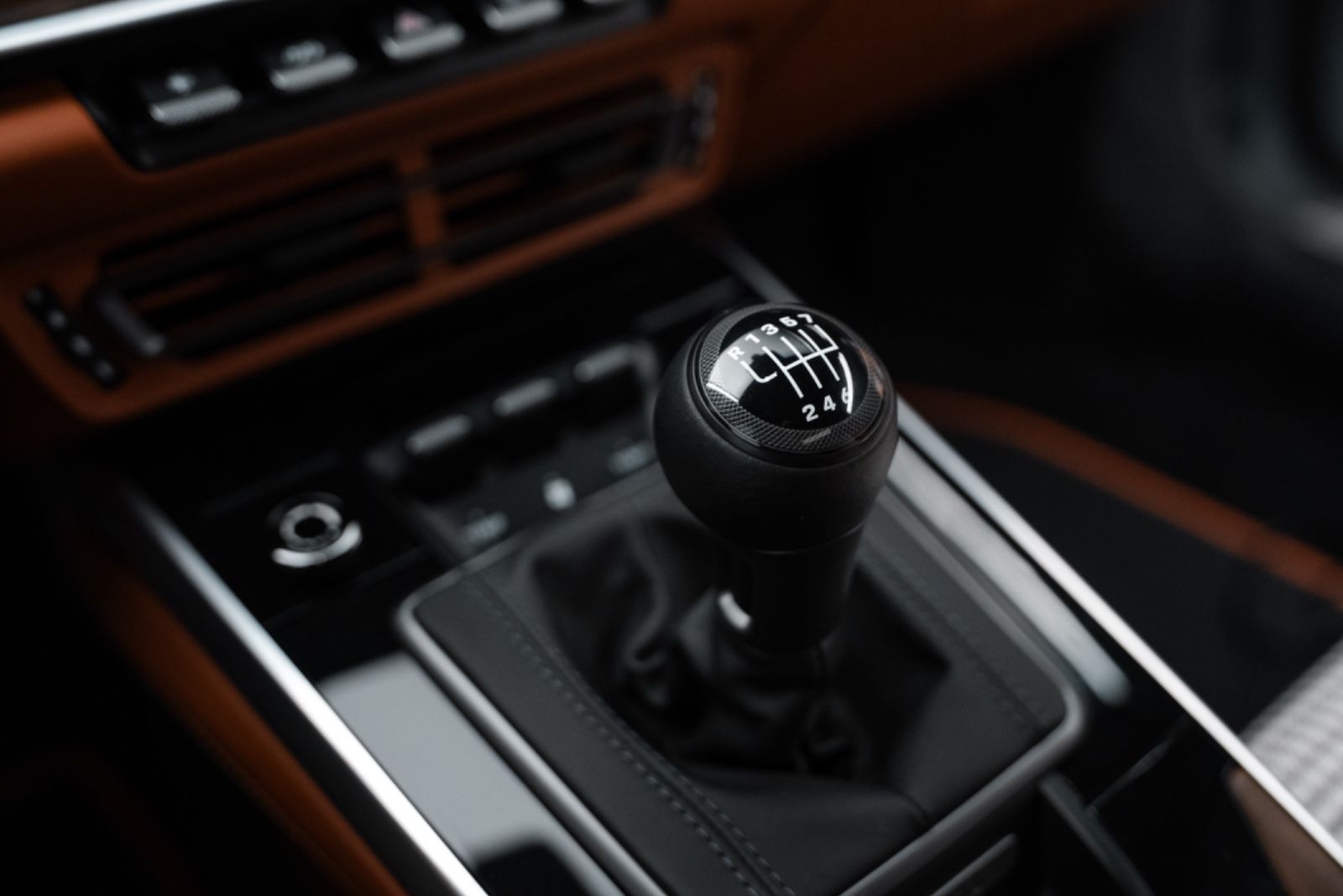 Fahrzeugabbildung Porsche Porsche 911 Sport Classic HERITAGE/360/BURMESTER