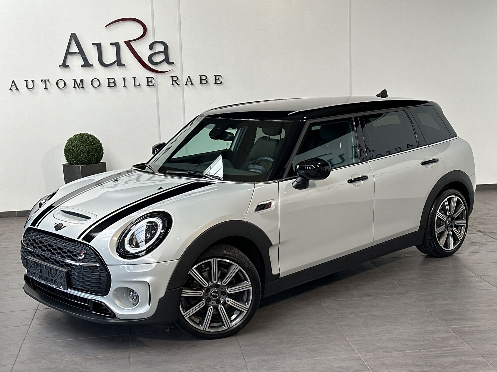 MINI Cooper S Clubman Aut. Classic Black NAV+LED+KAM imagem 2