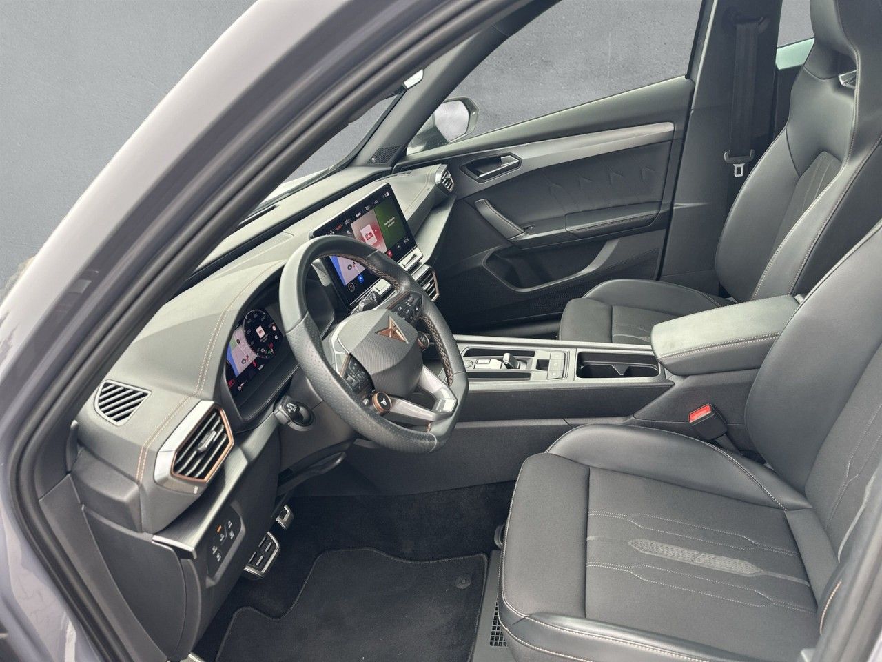 Fahrzeugabbildung CUPRA Formentor VZ 2.0 TSI 4Drive 310 PS DSG*Beats* - mit KI generiert/bearbeitet