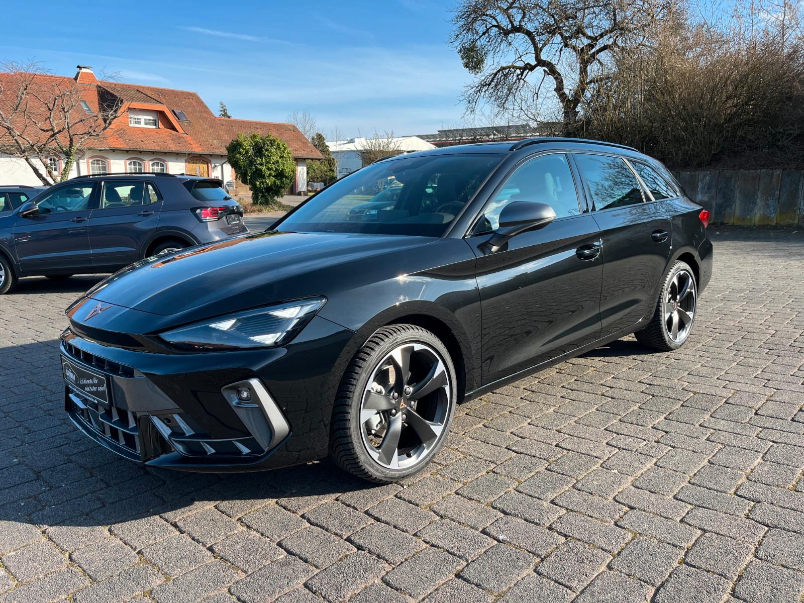 Cupra Leon ST/1.5 eTSI/el. Heckkl./AHK/ACC/CarPlay