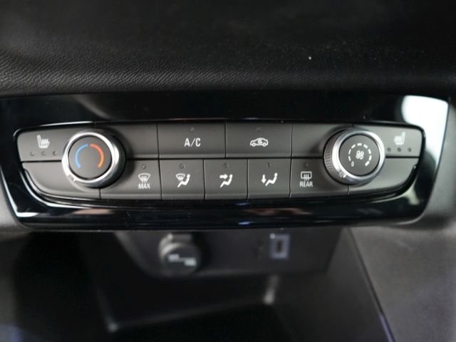 Corsa F FACELIFT YES+SITZHEIZUNG+LED-SCHEINWERFE