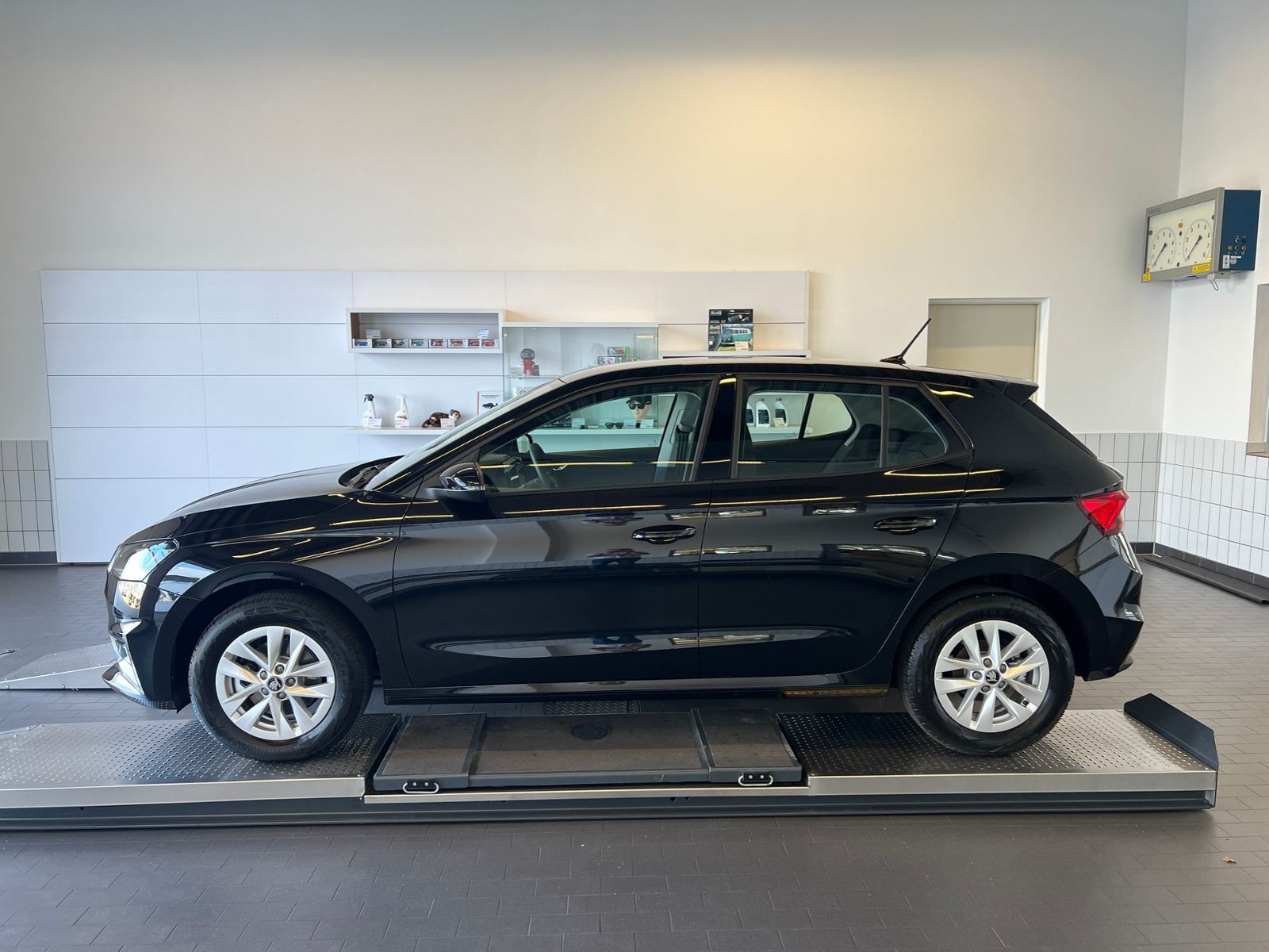 Fahrzeugabbildung SKODA Fabia Selection 1.0 TSI DSG *LED, SmartLink, Kam