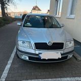 Skoda Octavia 2,0 TDI DSG Combi - Skoda Octavia aus 2008 mit Diesel-Antrieb