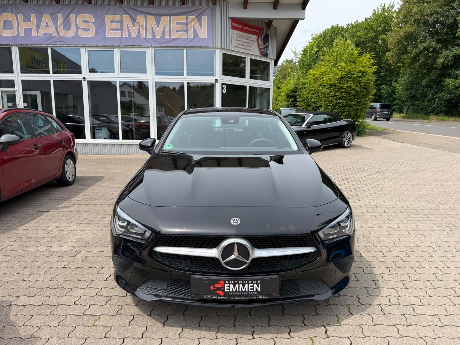 Mercedes-Benz CLA 200 d Shooting Brake/Navi/LED/Sitzhzg/AHK