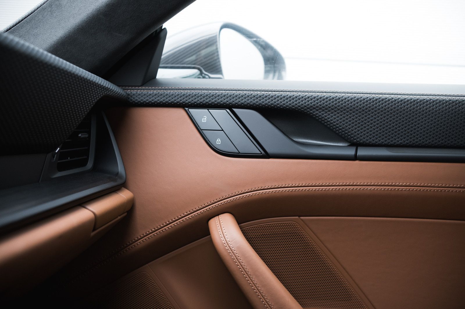 Fahrzeugabbildung Porsche 992GT3 Touring -PTS-Lift-Sonderleder-LED Matrix