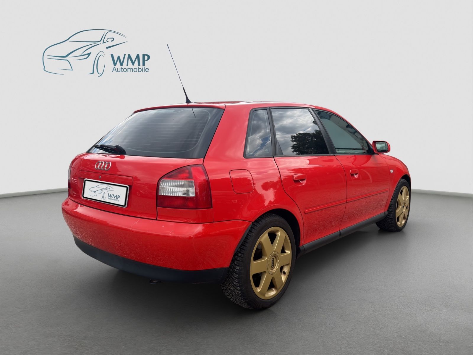 Fahrzeugabbildung Audi A3 1.8T tiptronic/TÜV/HU/Subwoofer/Sportsitze