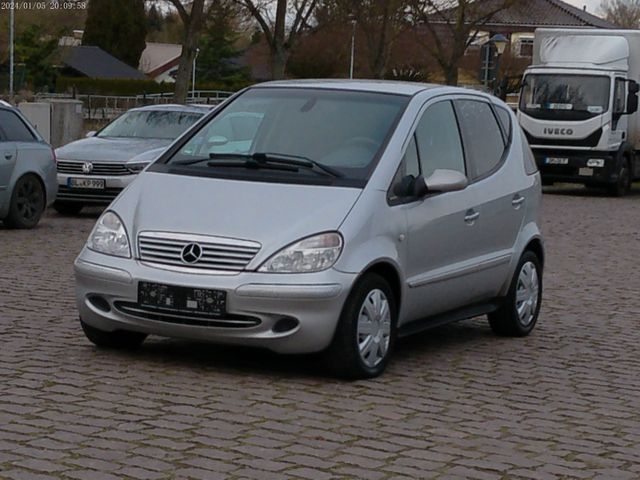 Mercedes-Benz A 160 ELEGANCE TÜV 03/2026 AHK S-HEFT