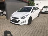 Hyundai i40 cw 1.7 CRDi Style blue 85kW Style