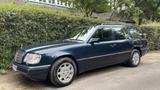 Mercedes-Benz E 320 W124 S124 OLDTIMER KOMBI TOP ZUSTAND - Mercedes-Benz E 320: T