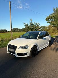 2010 AUDI S3 photo 3