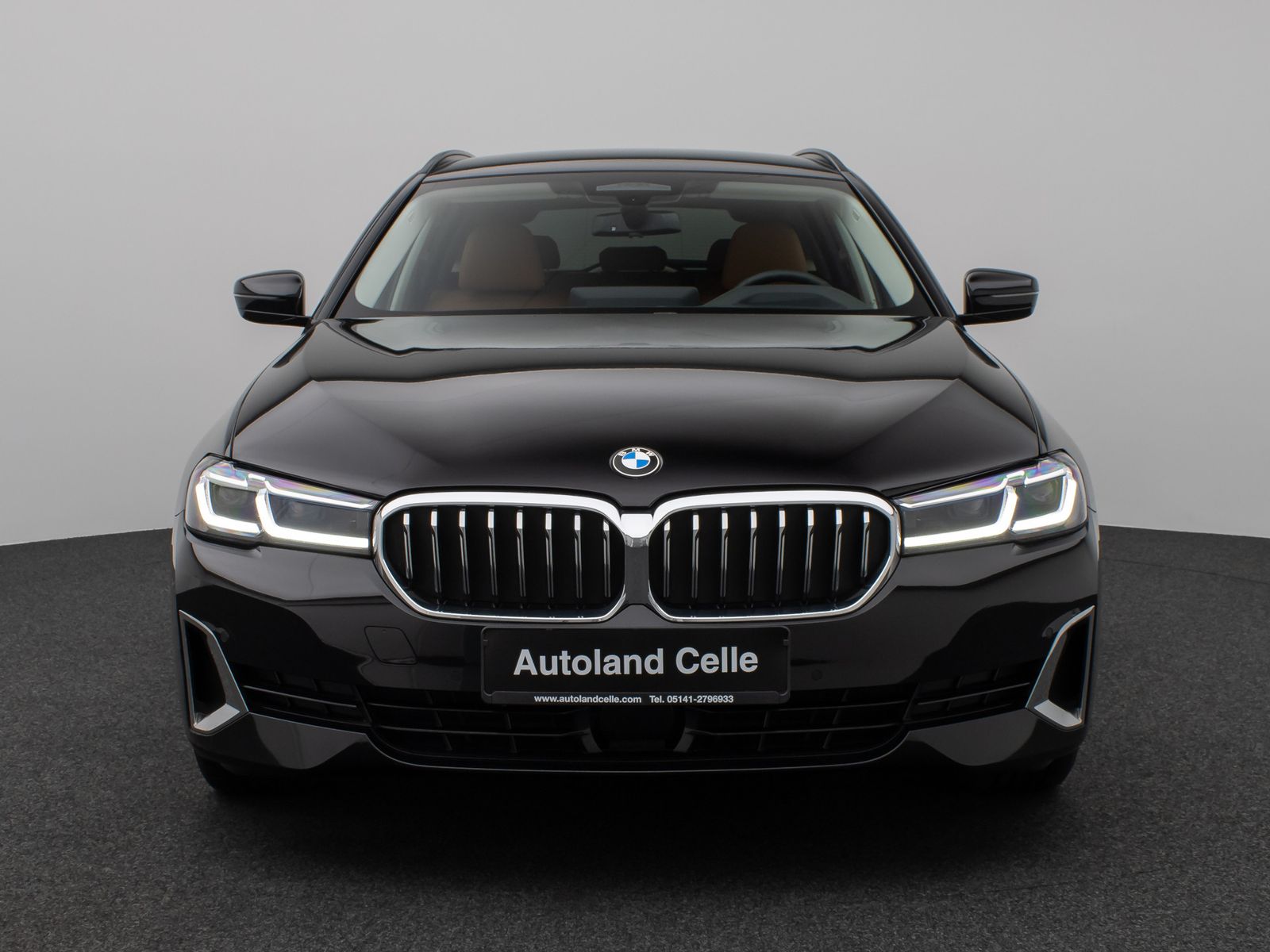 Fahrzeugabbildung BMW 530d xD Luxury Line Laser HUD DAB H/K AHK 19Zoll