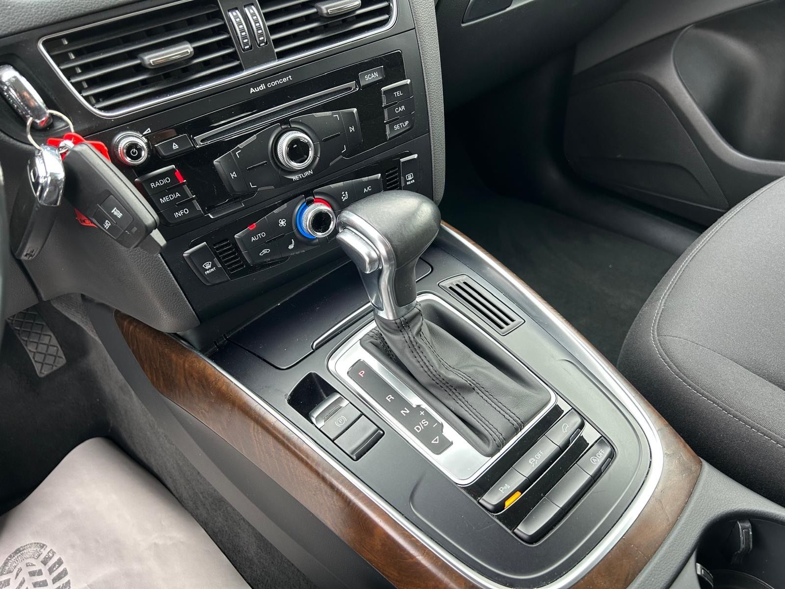 Fahrzeugabbildung Audi Q5 2.0 TDI quattro°190 PS°S Line°AHK°Standheizun