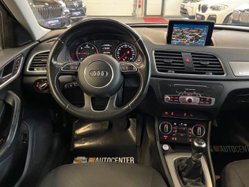 Audi Q3 design quattro *BI-XENON*PDC*NAVI*SHZ*MFL*LED