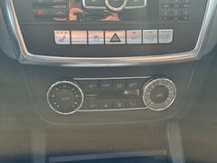 MERCEDES-BENZ GL 350 BlueTec 4Matic AMG/7-Sitzer/Panorama