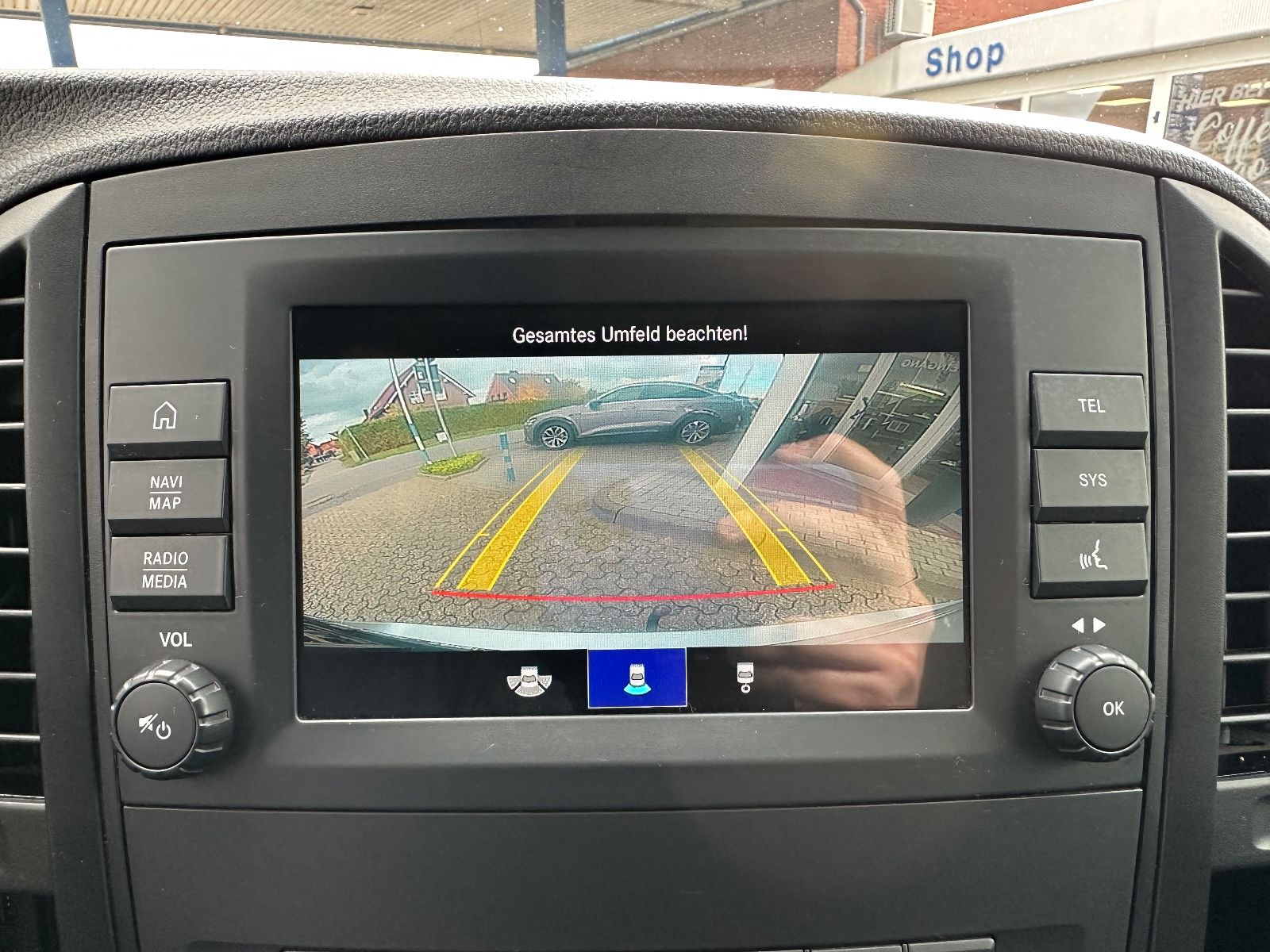 Fahrzeugabbildung Mercedes-Benz Vito Mixto 116 CDI AHK/Standhzg/Hecktüren/Klima