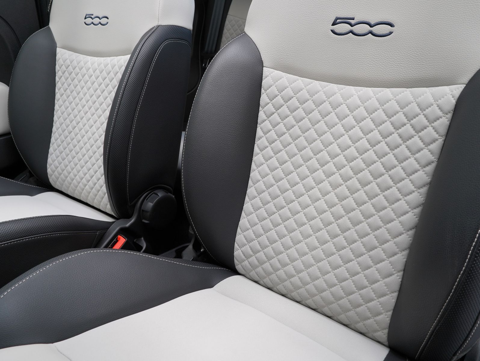 Fahrzeugabbildung Fiat 500C Dolcevita Cabrio