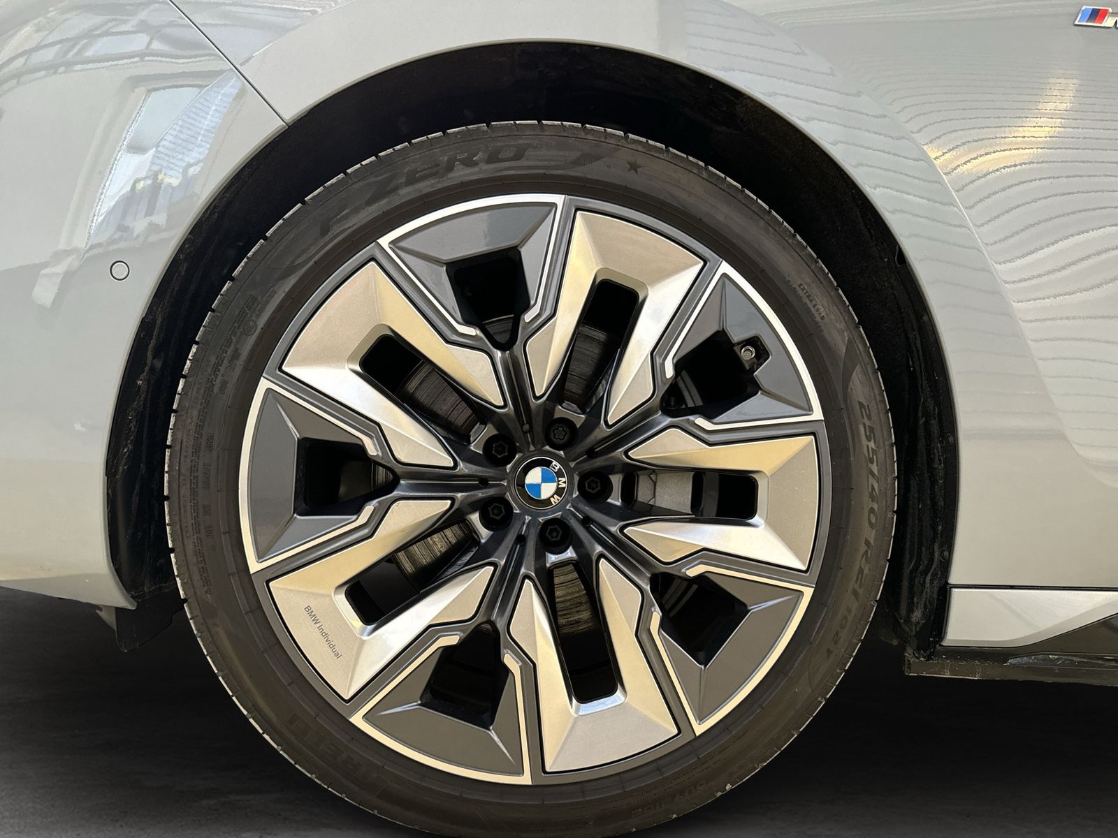 BMW i7 - Bild 17