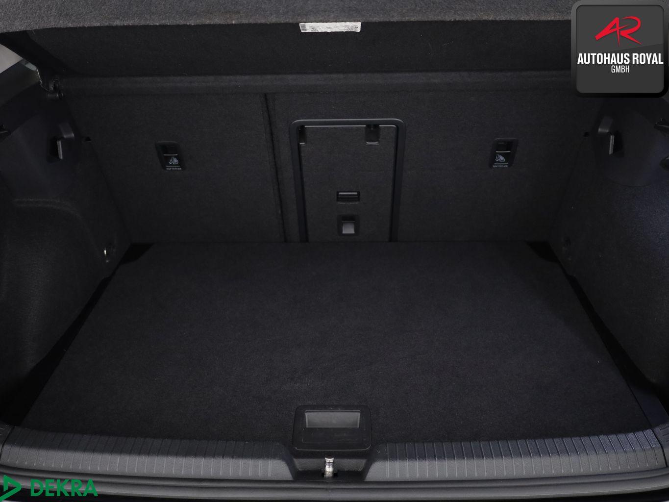Volkswagen Golf VIII Life MOVE ACC,KAMERA,CARPLAY,AMBIENTE, миниатюра 12