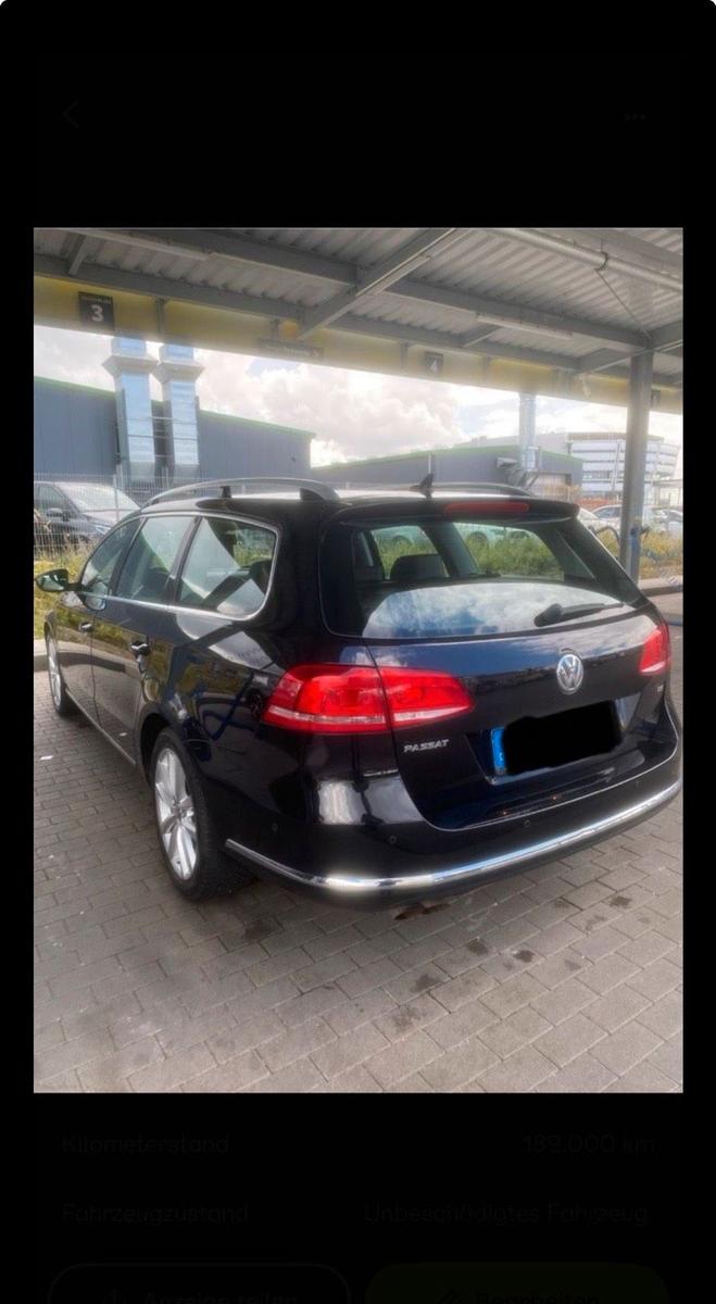 Volkswagen Passat 2011 — interior