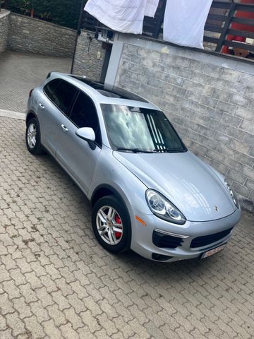 PORSCHE Cayenne - -